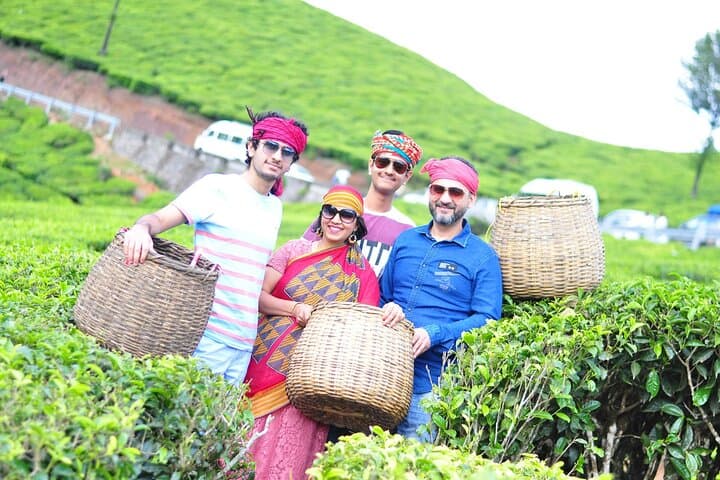 5-Day Private Kerala Tour: Munnar, Thekkady & Alleppey Backwaters photo 4