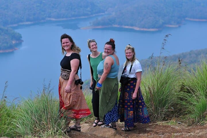 5-Day Private Kerala Tour: Munnar, Thekkady & Alleppey Backwaters photo 6