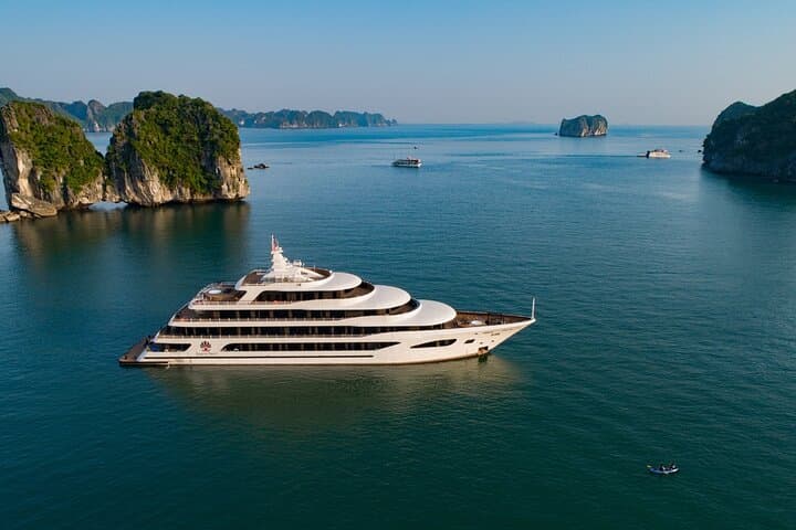 Luxury Scarlet Pearl Cruise: 2-Day Halong & Lan Ha Bay Overnight Experience photo 2