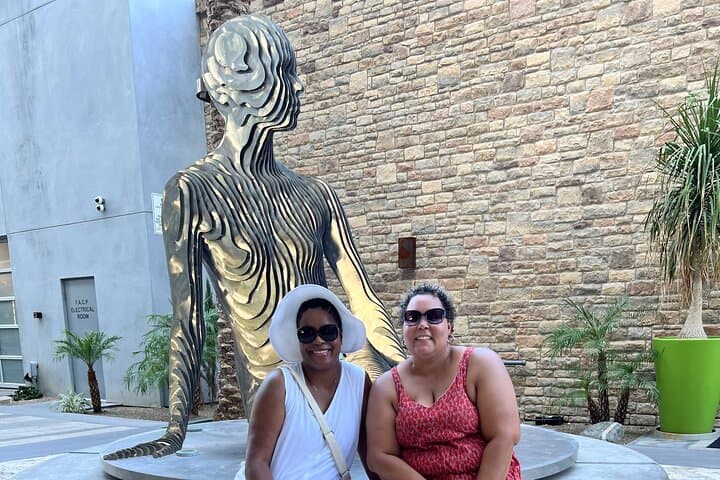 Palm Springs Shuffle: Interactive Scavenger Hunt Through Desert Downtown photo 5