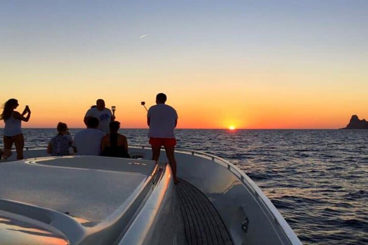 Sunset Prosecco Cruise from Positano — Small-Group Amalfi Coast Boat Tour