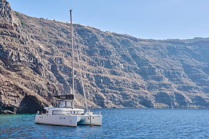 Santorini Caldera Luxury Catamaran Cruise with BBQ & Wine