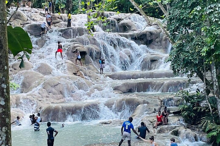 Private Dunn's River Falls & Blue Hole Tour — Ocho Rios Waterfall Climb and Swim photo 2