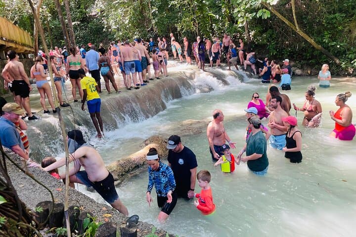 Private Dunn's River Falls & Blue Hole Tour — Ocho Rios Waterfall Climb and Swim photo 6