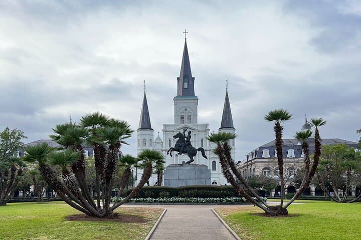 Haunted AF French Quarter Walking Tour: Ghosts, Voodoo & Bourbon Street Stories photo 6