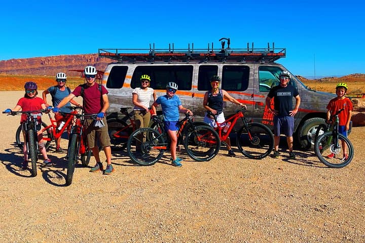 Moab Private Half-Day Mountain Bike Tour: Guided Red Rock Rides Near Arches photo 1