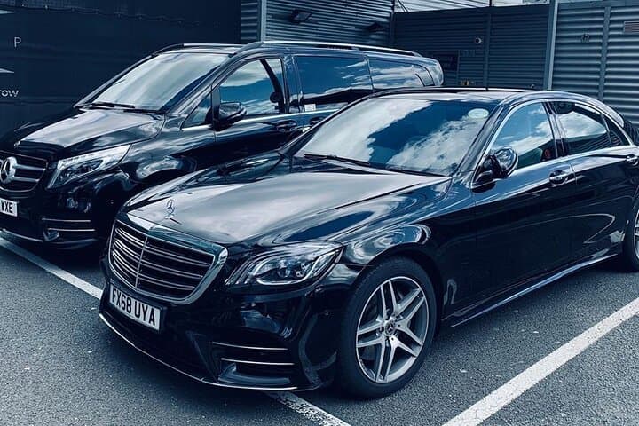 Smooth Shore-to-Sky Private Transfer: Southampton Port to Heathrow Chauffeur Service