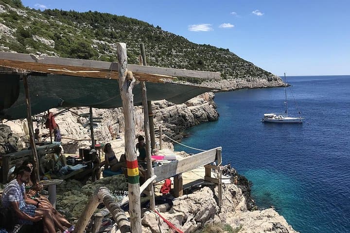 Private Yacht to Odysseus Cave from Korčula: Swim, Snorkel & Cliff-Jump photo 3