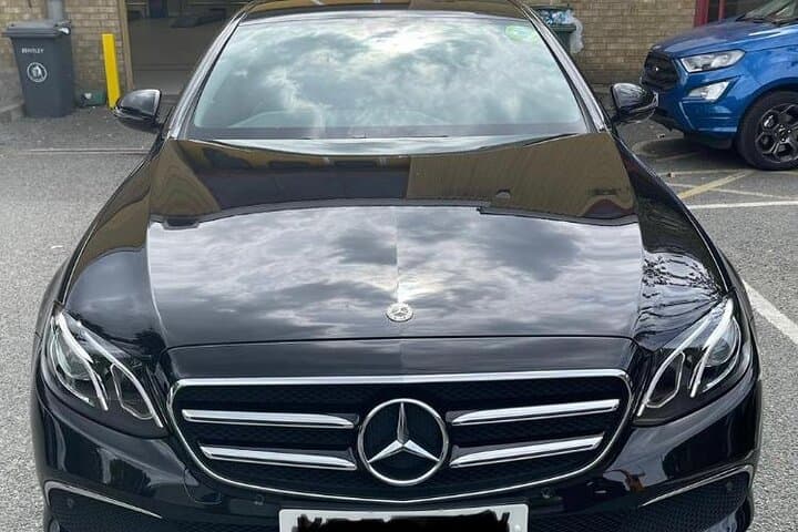 Smooth Shore-to-Sky Private Transfer: Southampton Port to Heathrow Chauffeur Service photo 5