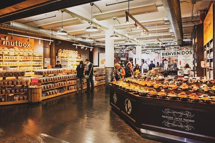 High Line to Chelsea Market: A Vintage Flea Market Walk Through NYC’s Meatpacking District photo 4