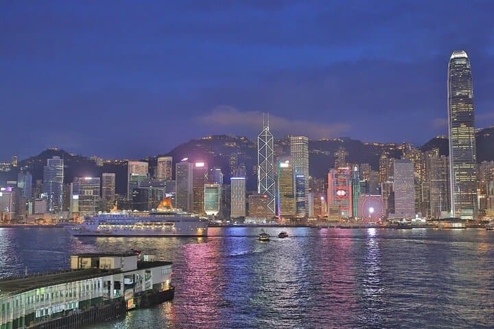 Private 6‑Hour Hong Kong Shore Excursion: Victoria Peak, Aberdeen & Temple Street photo 4