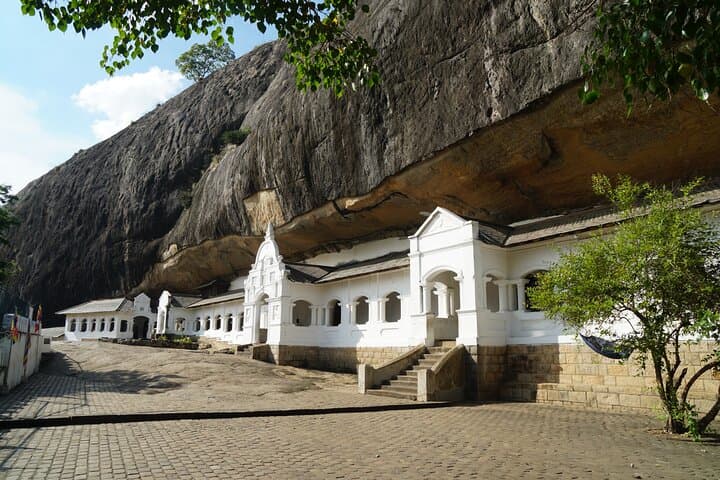 Climb Sigiriya and Explore Dambulla: A Day Among Sri Lanka’s Two UNESCO Wonders photo 4