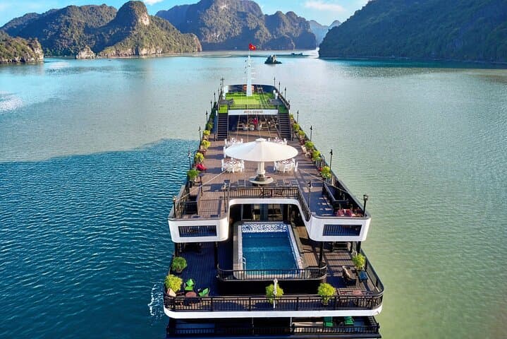 Luxury Overnight Rita Cruise in Halong & Lan Ha Bay from Hanoi