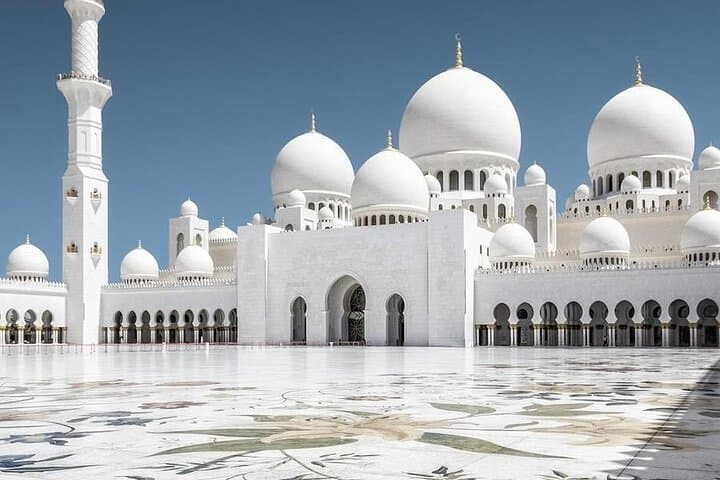 Half-Day Sheikh Zayed Grand Mosque Tour from Dubai — Guided Abu Dhabi Visit photo 6