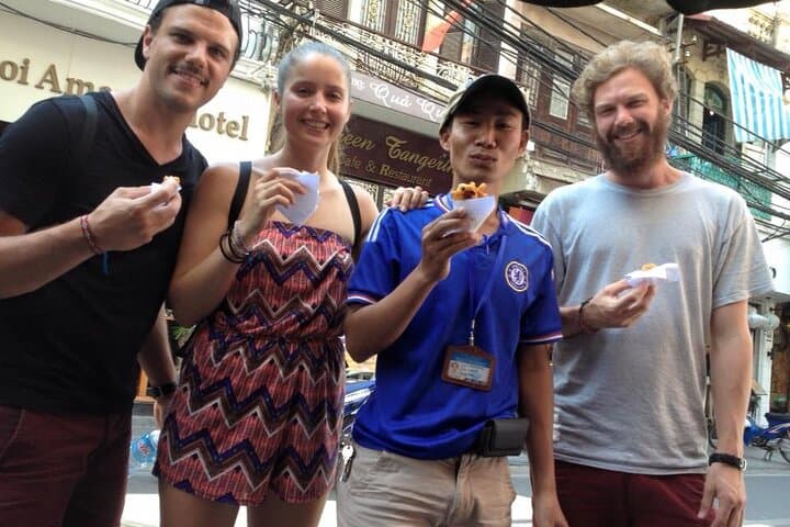 Private Hanoi City Guide: Custom Old Quarter & Hoan Kiem Walking Tour