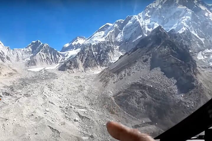 Helicopter to Everest Base Camp & Kala Patthar — 4-Hour Landing Flight from Kathmandu photo 4