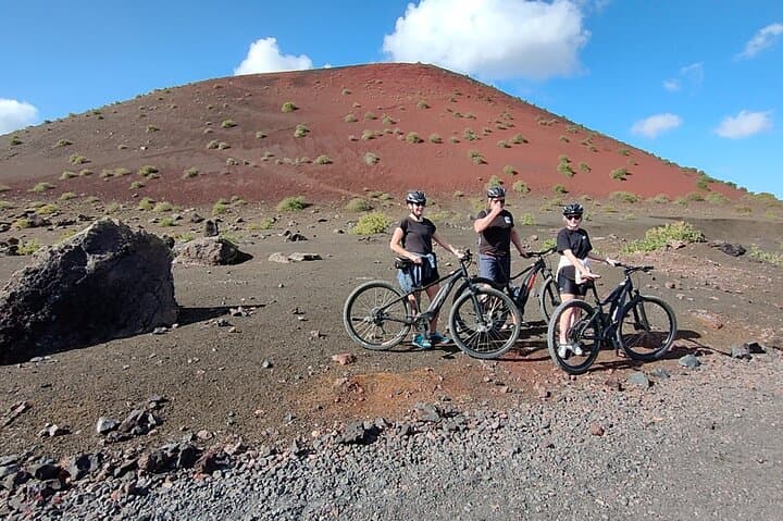 E-Bike Lanzarote: Timanfaya Volcano Craters & La Geria Vineyards photo 3