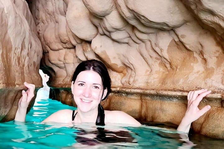 Private Full-Day Wadi Shab & Bimmah Sinkhole Tour from Muscat