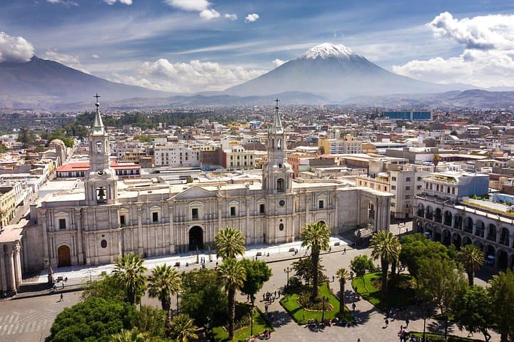Arequipa Half-Day City Tour: Yanahuara, Carmen Alto & Paucarpata photo 1