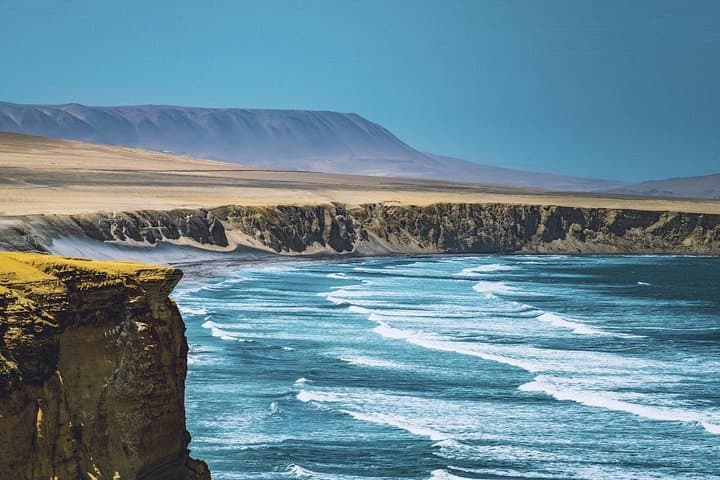 2-Day Paracas, Huacachina & Nazca Tour: Ballestas Islands, Dune Buggies & Nazca Flight photo 2