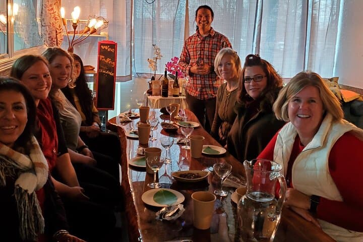 Chocolate and Wine Pairing in Chantilly — River-Sea Bean-to-Bar Tasting with Local Wines