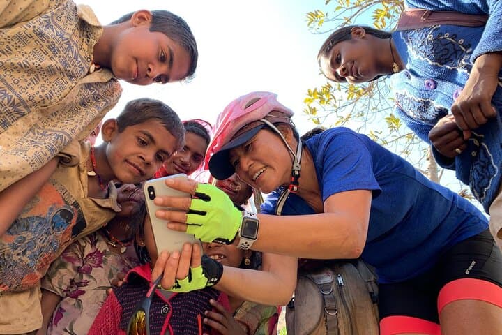 Jaipur Village Cycling Safari: Nahargarh to Samode Palace Morning Ride photo 3