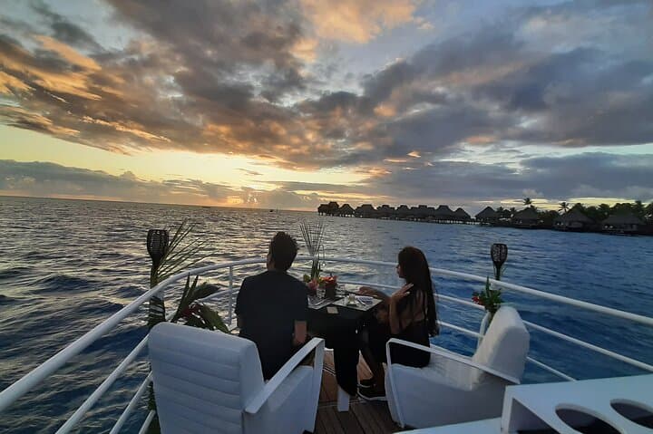 Private Bora Bora Sunset Dinner Cruise Aboard the Natilus photo 6