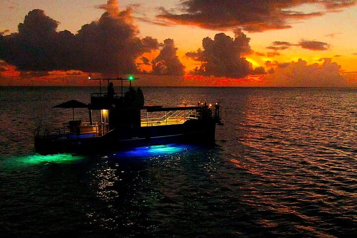 Bora Bora Private Sunset Cruise on the Lagoon