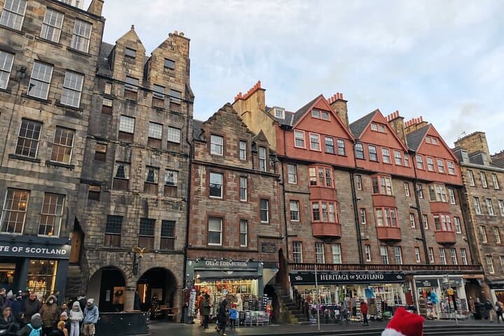 Royal Mile Walk: Self-Guided Outlander Tour of Edinburgh with Jule photo 2