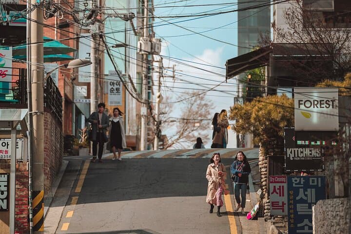 Ghosts of Donuimun: Self-Guided Exploration Game Through Seodaemun photo 3