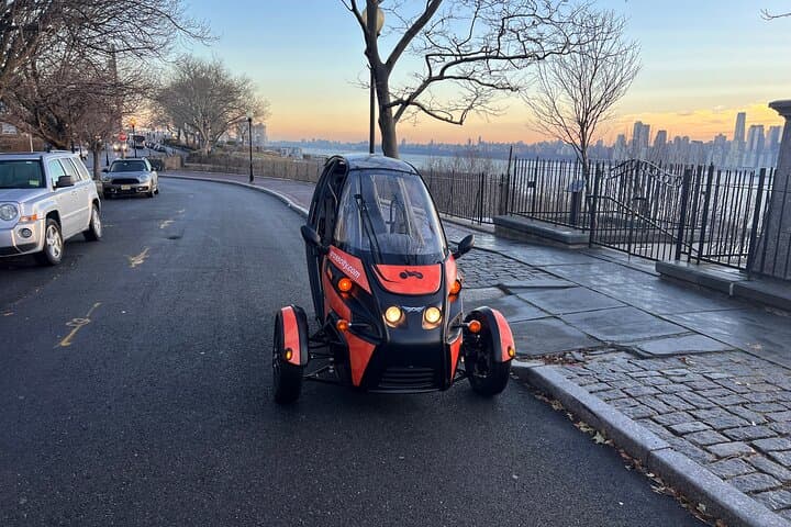 One-Hour FUN FUV Electric Trike Rental in Jersey City photo 3