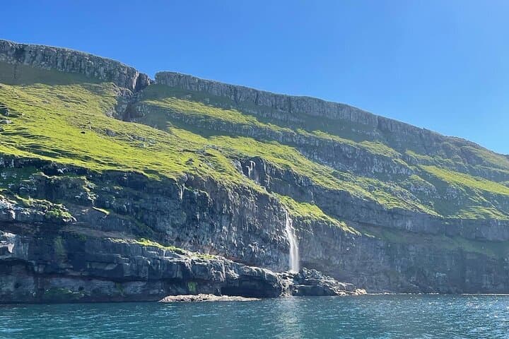 Tórshavn to Nólsoyfjord: 2-Hour Skippered Sightseeing Cruise in the Faroe Islands