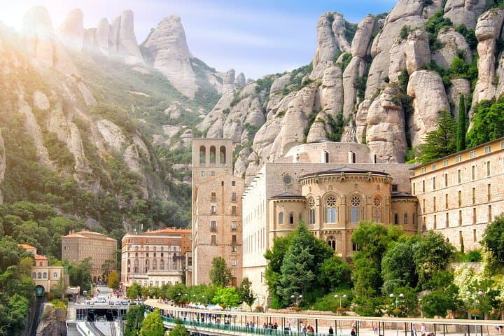 Montserrat Wine Tasting and Montserrat Mountain Day Trip from Barcelona photo 4