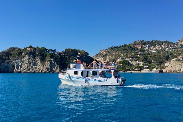 Isola Bella Boat Trip and Snorkeling from Taormina
