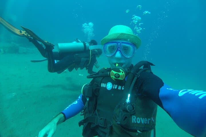 Zanzibar 4-Day PADI Open Water Course: Dive Mnemba Atoll and Certify in the Indian Ocean photo 3