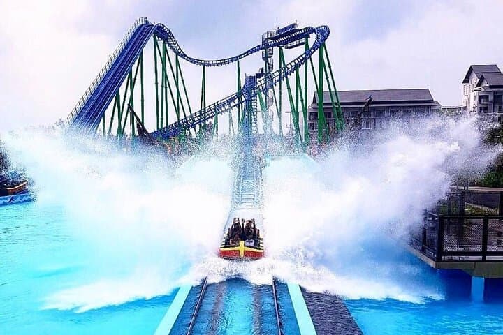 Ride the Waves at Desaru Coast Adventure Waterpark: Admission Guide