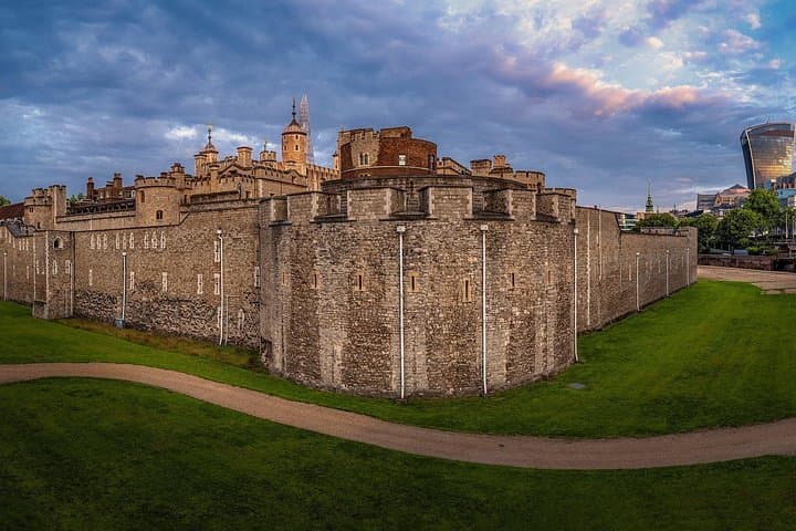 London to Canterbury Cathedral: Greenwich Day Tour with Admission photo 4