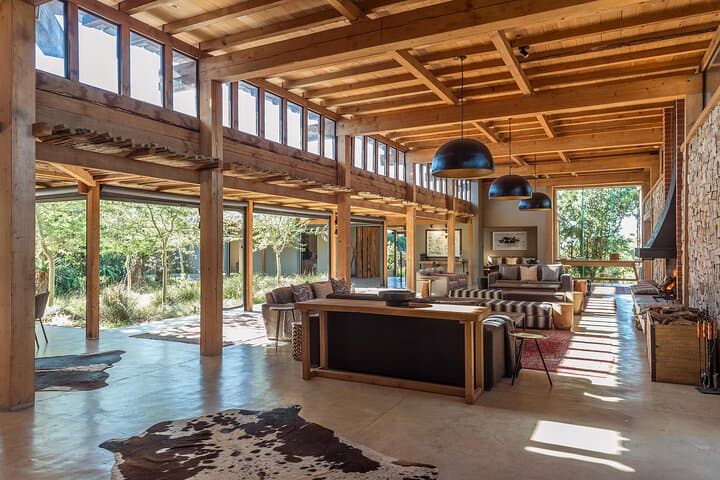 Big 5 Safari at Kariega & Addo: Luxury Lodge Safaris and Marine Wildlife from Port Elizabeth photo 3