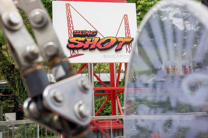 Asia's Tallest Slingshot: 160 km/h Launch Over Clarke Quay, Singapore photo 1