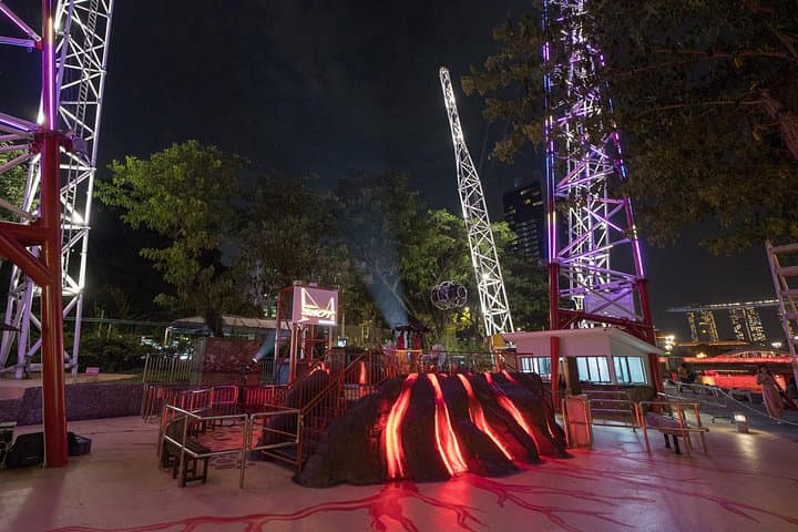 Asia's Tallest Slingshot: 160 km/h Launch Over Clarke Quay, Singapore photo 4