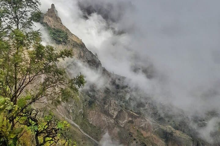 Santo Antão Day Trip from Mindelo: Cova Crater, Paúl Valley & Fontainhas photo 5
