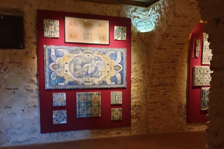 Arrabida & Azeitão Private Wine Tour from Setúbal: Palmela Castle, Coastal Drives & Bacalhôa Tasting photo 4