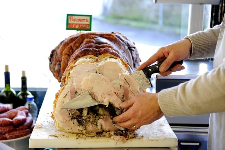 Taste Umbria: Full-Meal Walking Food Tour in Perugia photo 2