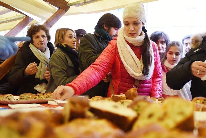 Taste Umbria: Full-Meal Walking Food Tour in Perugia photo 6