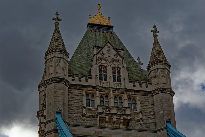 Postcard London: Thames Walk from London Bridge to Tower Bridge photo 6