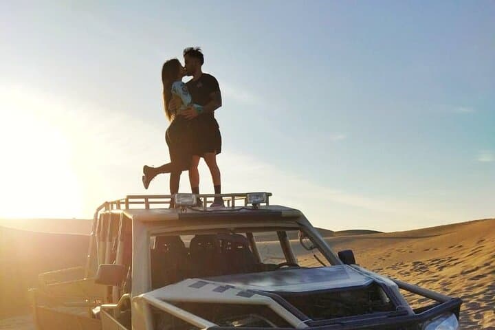 Huacachina Dune Buggy & Sandboarding: Ica Desert Adventure