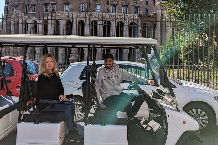 Explore Rome by Golf Cart: Private 3-Hour Historic City Tour photo 6