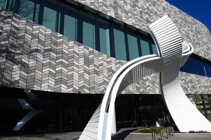 Christchurch Highlights by Tesla: Private 3-Hour Electric City Tour photo 2