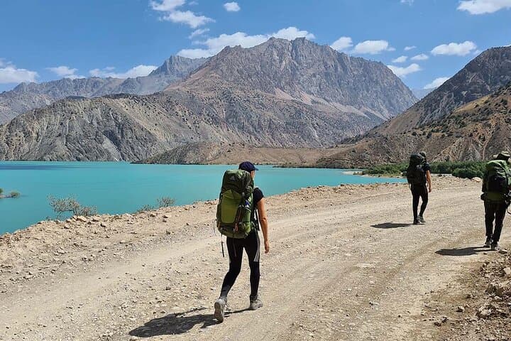 Iskanderkul Legends: 2-Day Iskanderkul & Fann Mountains Camping Tour from Dushanbe
