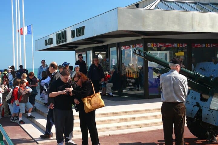 Explore Normandy D-Day Beaches on a Private Tour from Paris photo 2